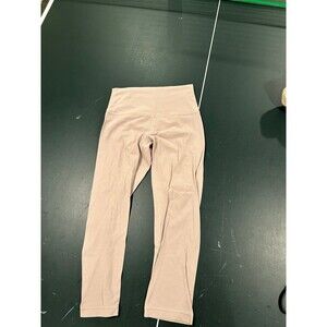 Size 6 7/8 length lululemon leggings